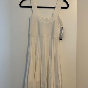 Guess white dress size xs brand new